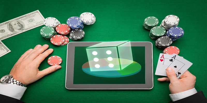 Cách chơi bài Baccarat cơ bản tại Sky88